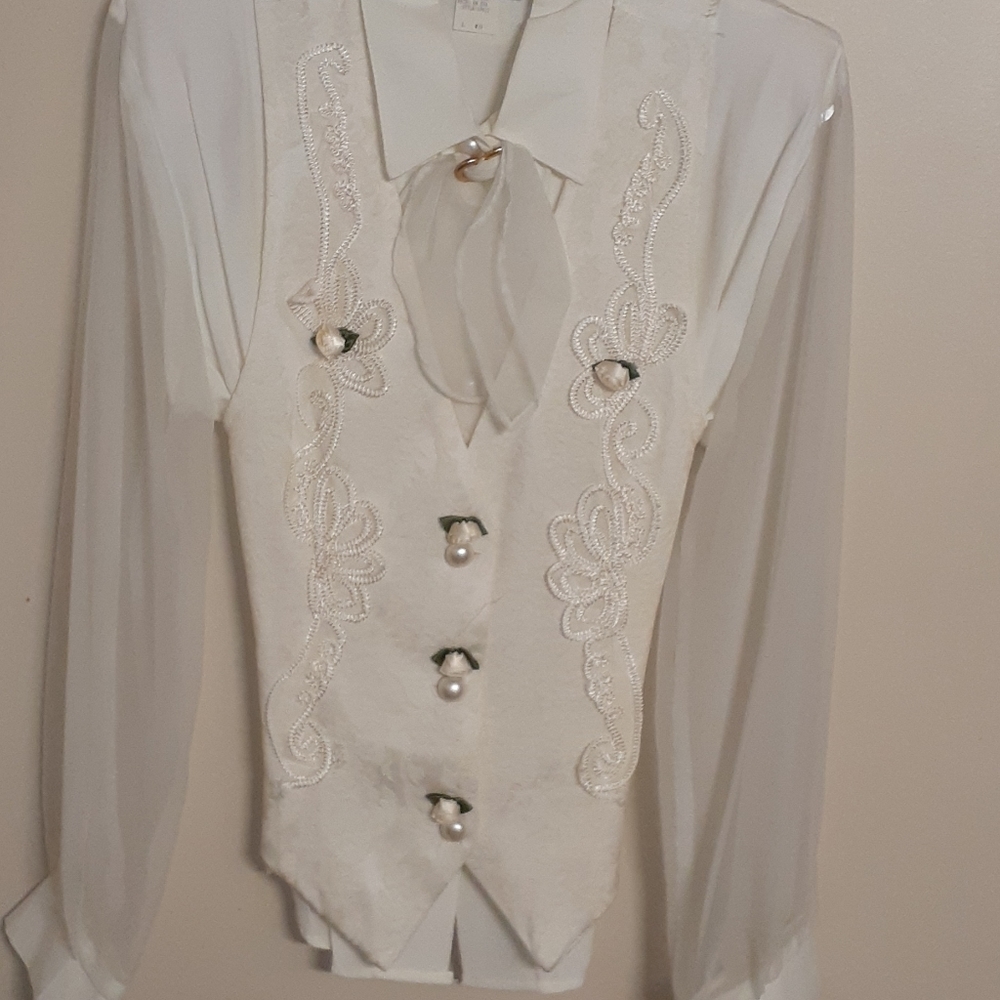 Woman blouse